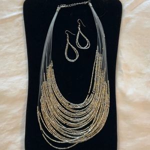 Paparazzi necklace and earring set